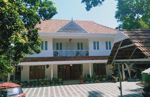 Alwaye House | Village of Blossom