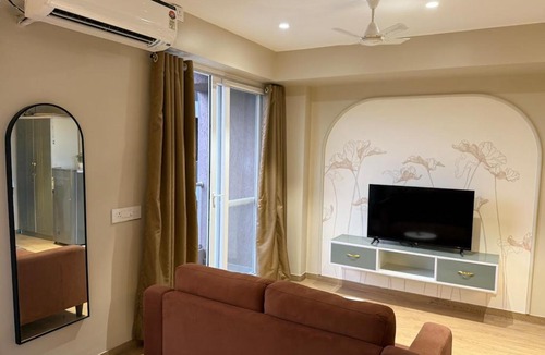Viman Nagar Apartment | Vivid Private Studio Apt Near Airport