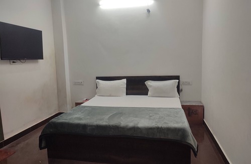 Vrindavan Hotel | VS Residency