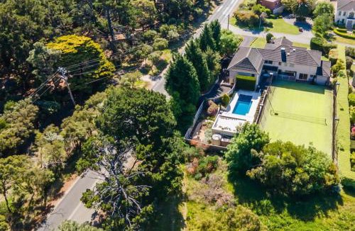 Mount Martha House | Vue de la Mer Luxe Retreat - Tennis, Pool, Views