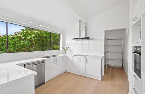 Wagstaffe House | Wagstaffe Waterfront Retreat