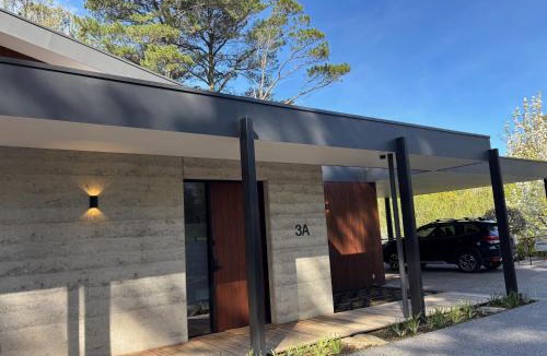 Hepburn House | Waldhütte your enchanting forest retreat!