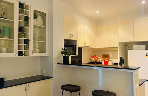 Windsor House | Walk to Chapel(3B2B1P)