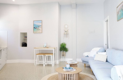Anna Bay House | Walk to everything, Family getaway