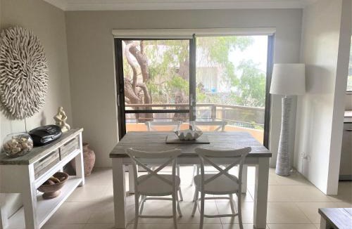 Forster Apartment | Wallis Court 6