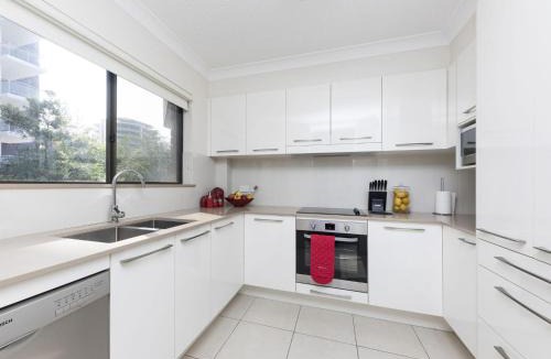 Forster Apartment | Wallis Court 6