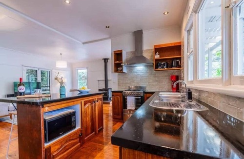 Warburton House | Warburton Hideaway | MTB and Family Friendly