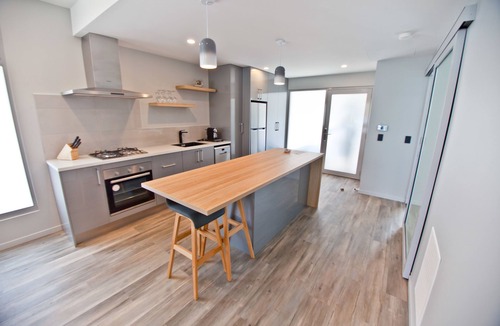 Miandetta Hotel | Waterfront Apartments