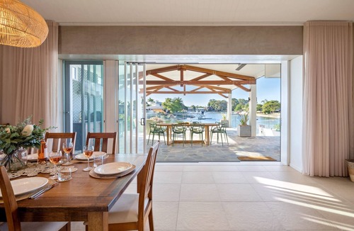 Maroochydore House | Waterfront Bliss on Maroochydore Canal