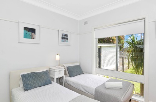Toukley House | Waterfront Escape Absolute Waterfront