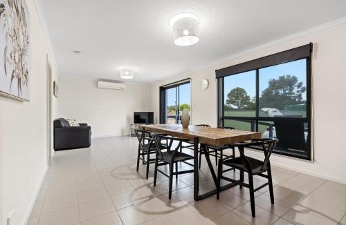 Seymour Cabin | Waterfront Holiday Park - Adult Only Retreat