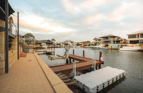 Halls Head House | Waterfront Home with Canal Views in Halls Head