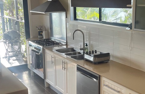 Brisbane Waterfront House | Waterfront house, bright and airy with gorgeous views of the sunset every night.