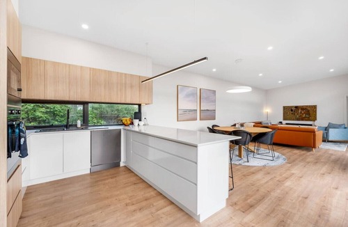 Opossum Bay House | Waterfront Luxury in Opossum Bay
