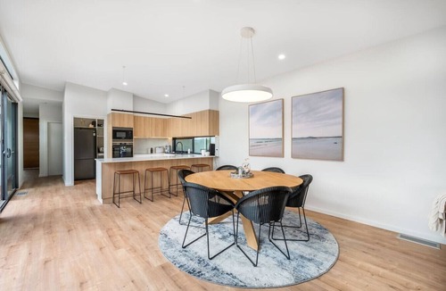Opossum Bay House | Waterfront Luxury in Opossum Bay