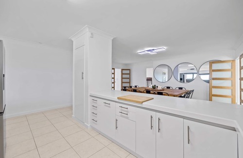 Dawesville House | Waterfront Oasis in Dawesville