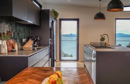 Primrose Sands House | Waterfront `Tupelo` on Primrose Point