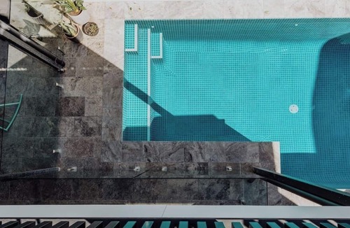 Mount Coolum House | Waterline Beach House ~ Pet & Family Friendly
