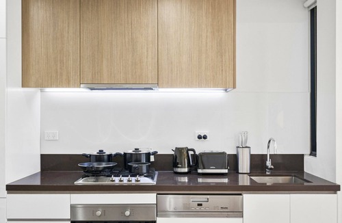 Waterloo Apartment | Waterloo Serenity Suite