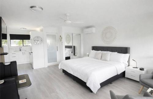 Urangan Apartment | Waters Edge
