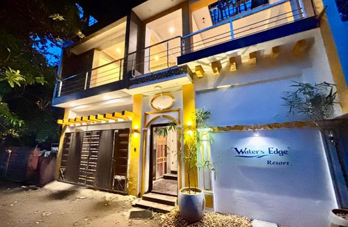 Kalapettai Villa | Waters Edge Resort - Villa With Private Pool