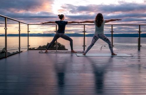 Coles Bay House | Waterview - Freycinet Holiday Houses