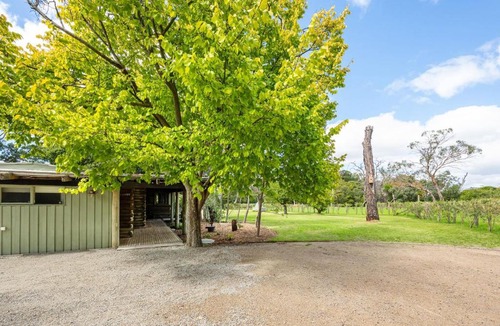 Frankston South Villa | Wattlewood - Mid Century Chic with Outdoor Serenity