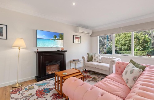 Wentworth Falls House | Welcome Mat