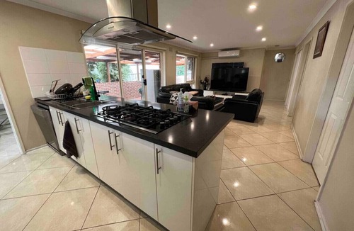 Frankston East House | Well Priced Private Room - Frankston/Karingal Hub