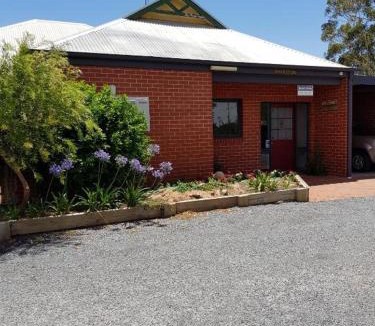 Wentworth Hotel | Wentworth Central Motor Inn