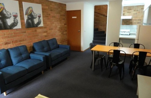 Werribee Hotel | Werribee Motel and Apartment