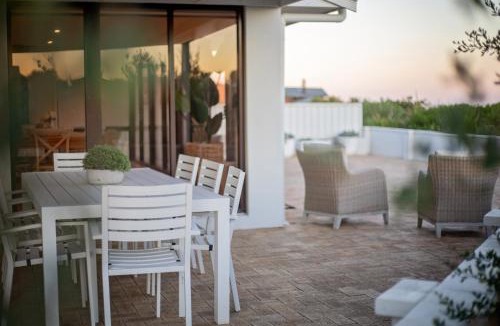 West Beach House | West Beach Holiday Home