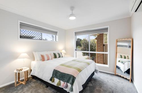 Harristown Apartment | Westridge Precinct Perfection!