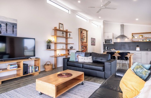 Coles Bay House | Whale Watcher 1 - Freycinet Holiday Houses