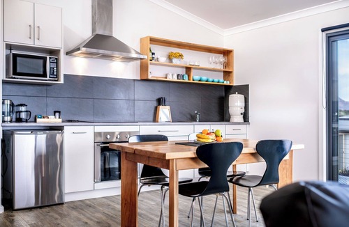 Coles Bay House | Whale Watcher 1 - Freycinet Holiday Houses