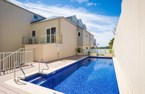 Narooma Apartment | Wharf Apartment Unit 5