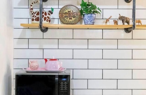 Larrakeyah Apartment | Where Enchanted Garden meets Tropical Paradise