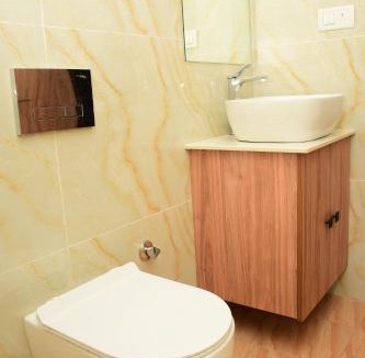 West Mere Villa | Whispering Pines