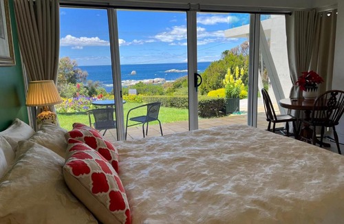 Bicheno Apartment | White House