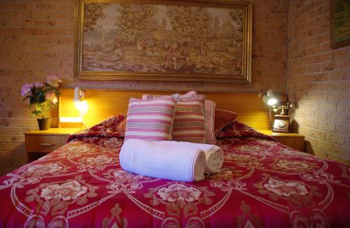 Armidale Hotel | White Lanterns Motel