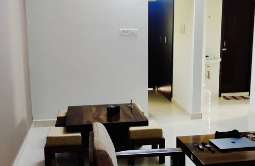 Karappakam Apartment | White Pearl Homestay - Fully Furnished Private Room