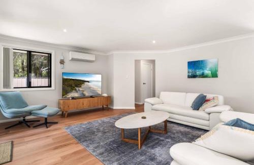 Huskisson Villa | White Sands Villa by Experience Jervis Bay
