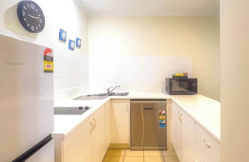 Jubilee Pocket Apartment | Whitsundays Mango House Poolside Retreat