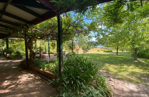 Macs Cove Apartment | Willowlake Cottages