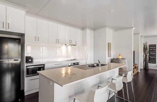 Wilyabrup Cottage | Wilyabrup Waters Lakeside Haven in the Wine Region
