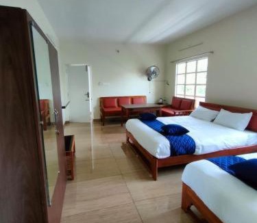 Kuilapalayam Hotel | Wind Breeze A Couple Friendly Property