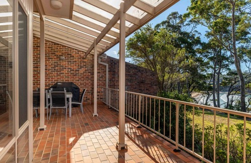 Denhams Beach Apartment | Windarra on Denhams Unit Two