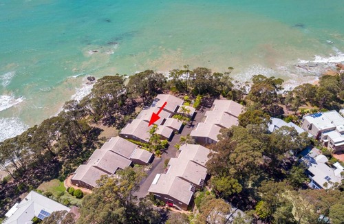 Denhams Beach Apartment | Windarra on Denhams - Unit Three