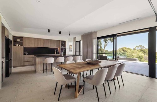Yallingup House | Windsong Sleek Bushland Haven near Yallingup Beach