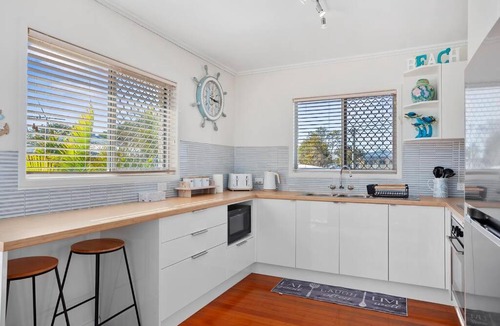 Bongaree Apartment | Winston Waves